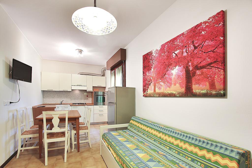 Villa Renata Lignano Sabbiadoro Pokój zdjęcie